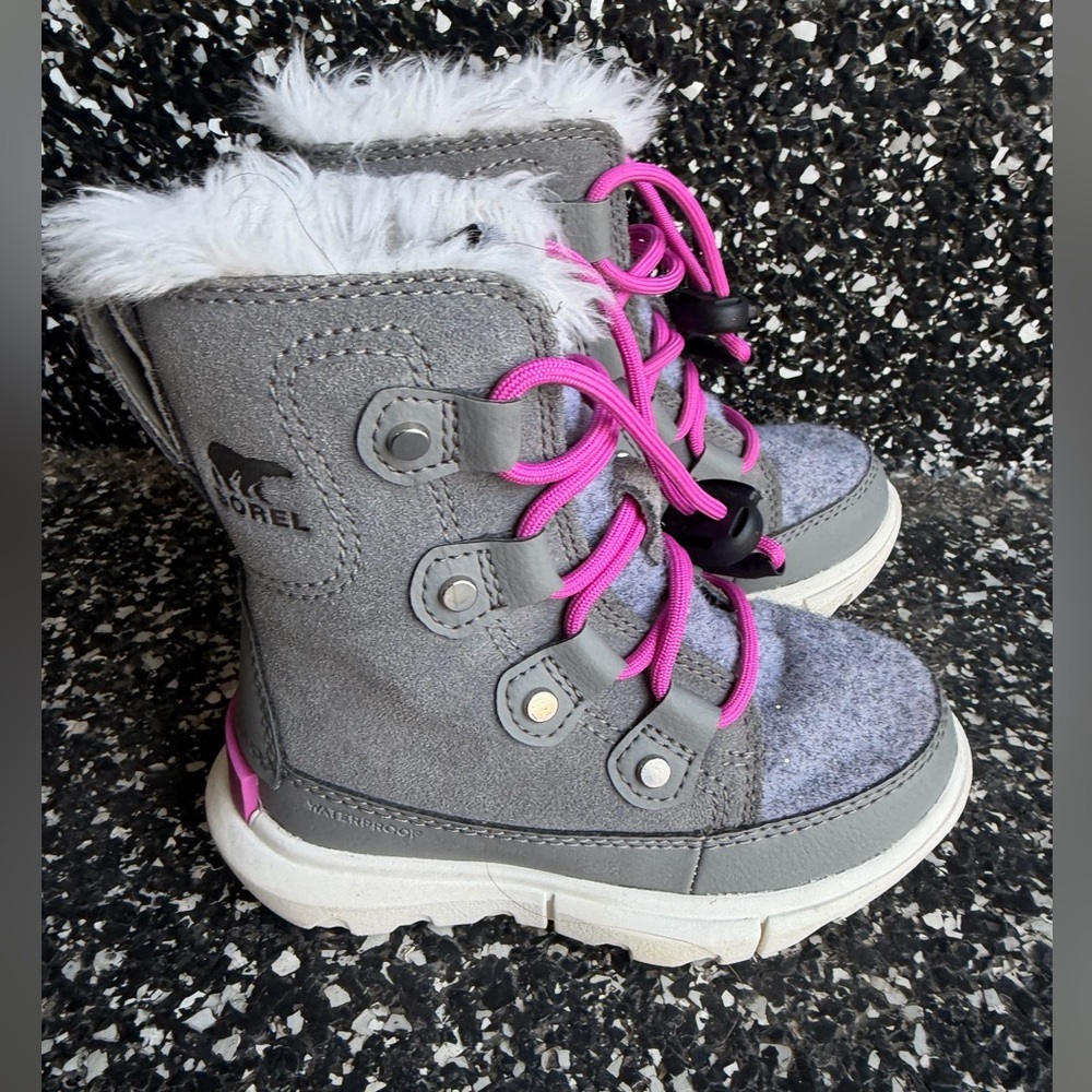 EUC Sorel Children's Sorel Explorer™
Lace Boot Size 8.